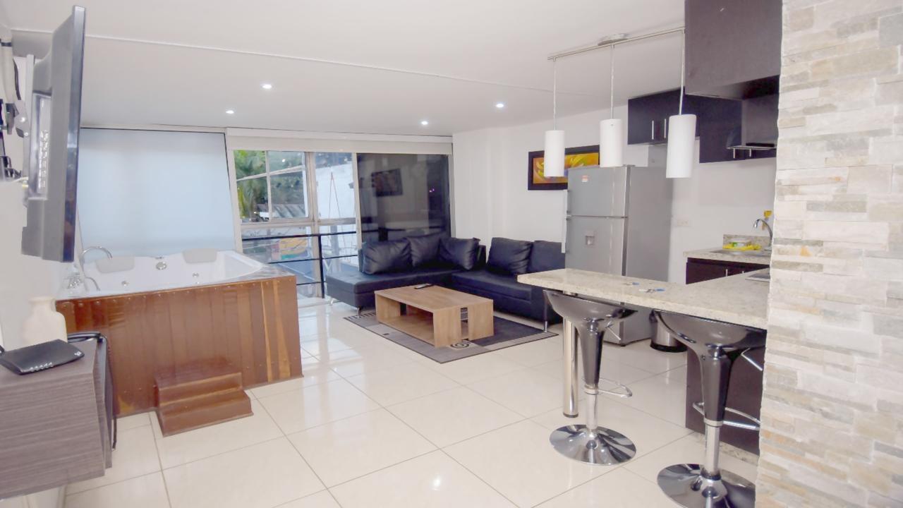 Apartamento Lleras Ac Hot Tub 메딜린 외부 사진