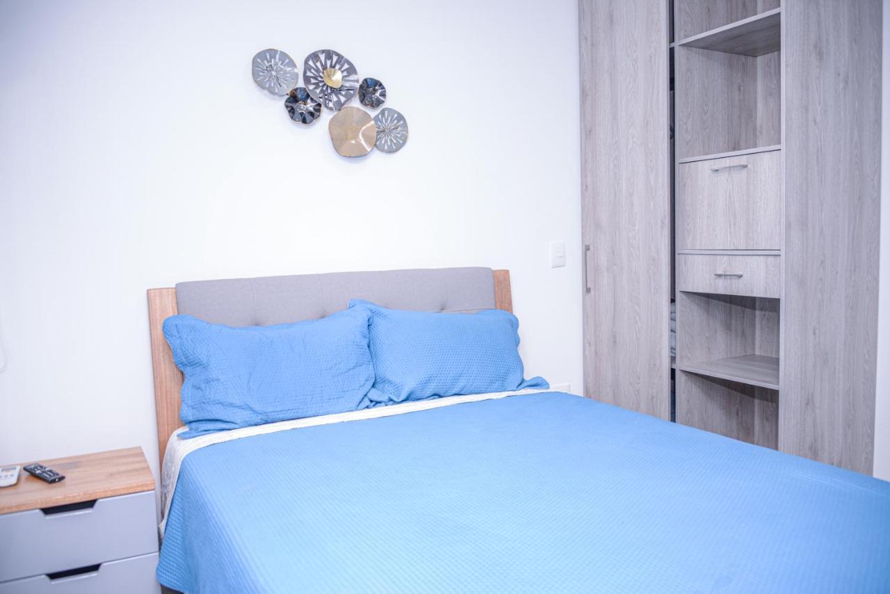 Apartamento Lleras Ac Hot Tub 메딜린 외부 사진