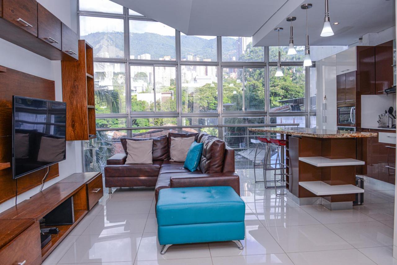Apartamento Lleras Ac Hot Tub 메딜린 외부 사진