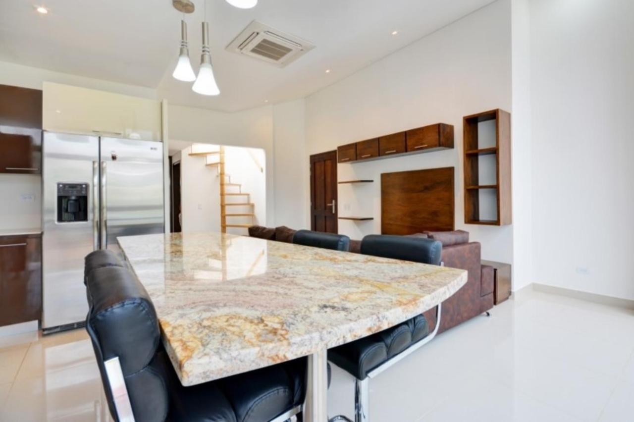 Apartamento Lleras Ac Hot Tub 메딜린 외부 사진